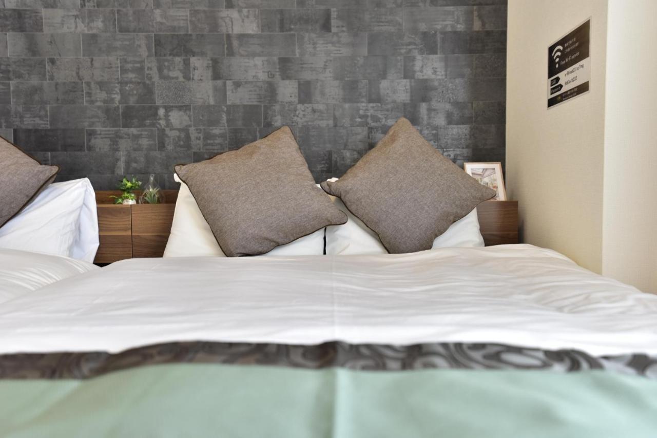モノトーン難波 Apartment Osaka Luaran gambar